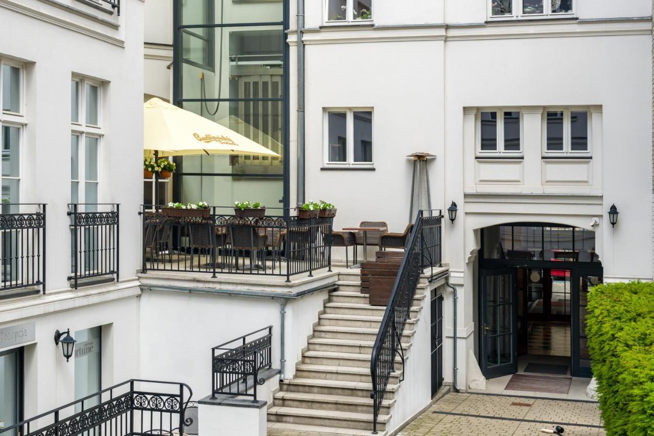 Modish Studio Poznan Old Town By Noclegi Renters Bagian luar foto