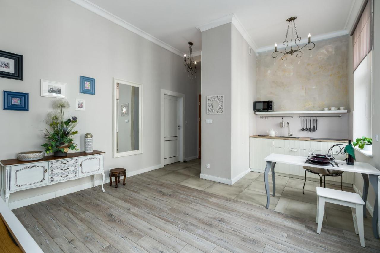 Modish Studio Poznan Old Town By Noclegi Renters Bagian luar foto